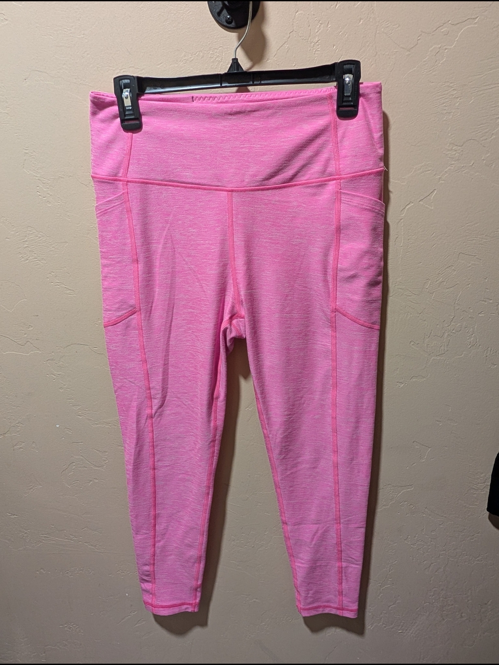 NWOT Victoria's Secret Heather Bubblegum Pink Soft Leggings E/Side Pockets 12